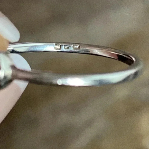 Flux and Stone| Sterling Sliver ring with  Aquamarine stone - Picture 2 of 4